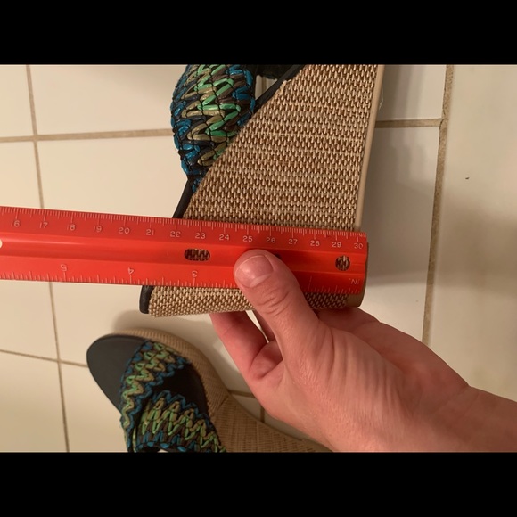 New York and Company blue and multicolor wedges - Picture 5 of 5